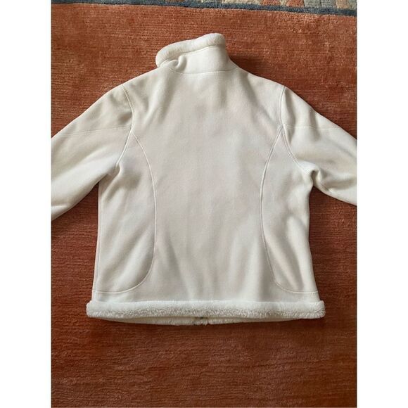 Green Tea” women faux fur coat - Picture 2 of 4